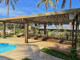Straw Hat Surf Hostel