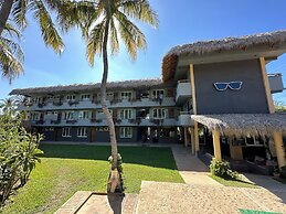 Straw Hat Surf Hostel