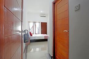 OYO 90859 Cahaya Guest House