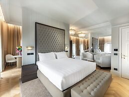 The Glamore Milano Duomo