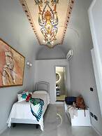 Lipari Suite