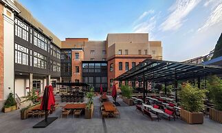 Radisson Red Tbilisi