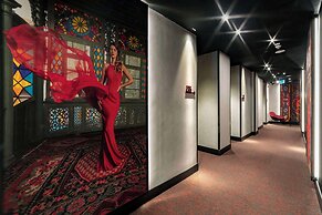 Radisson Red Tbilisi