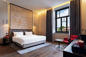 Radisson Red Tbilisi