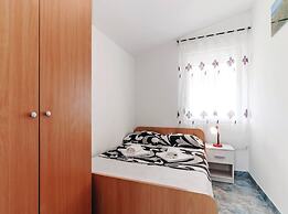 Apartments Hak