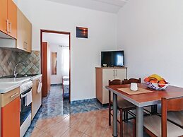 Apartments Hak