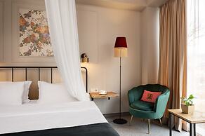 Galavani By Vintage Hotel Collections