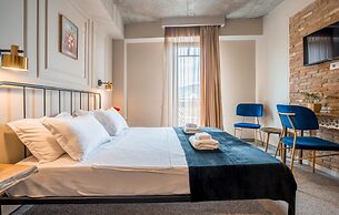 Galavani By Vintage Hotel Collections