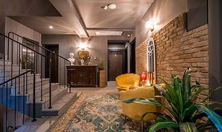 Galavani By Vintage Hotel Collections