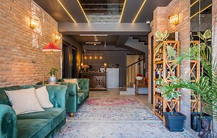 Galavani By Vintage Hotel Collections