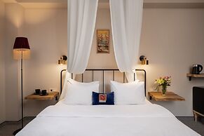 Galavani By Vintage Hotel Collections
