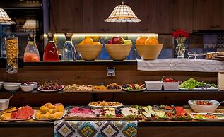 Galavani By Vintage Hotel Collections