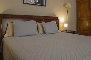 Grand Domo Hotel
