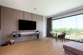 Crystal Srivaree Suvarnabhumi Hotel