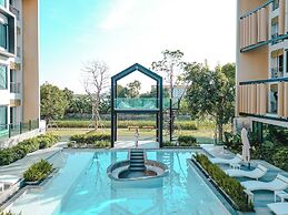 Crystal Srivaree Suvarnabhumi Hotel