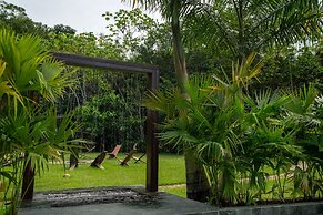 El Río Hotel