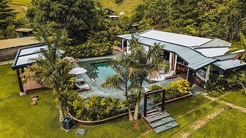El Río Hotel