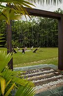El Río Hotel