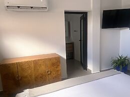 La Calma Poshtel