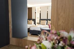 Grand Bagoz Hotel