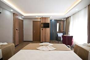 Grand Bagoz Hotel