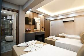 Grand Bagoz Hotel