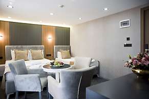 Grand Bagoz Hotel