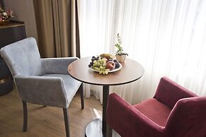 Grand Bagoz Hotel