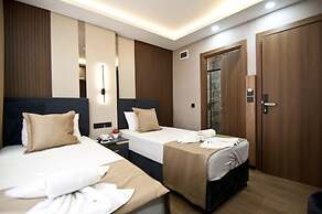 Grand Bagoz Hotel