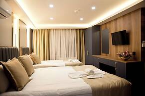 Grand Bagoz Hotel