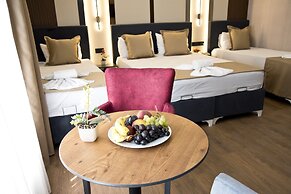 Grand Bagoz Hotel