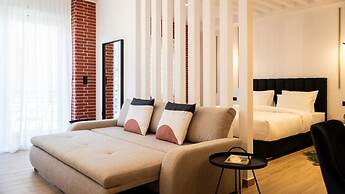 Centro Urban Suites