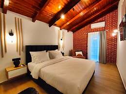 Centro Urban Suites