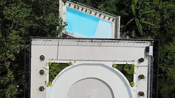 Lavender Rooftop 3BR Villa with a Heated Private Pool