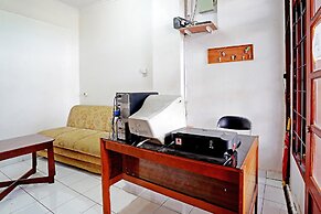 OYO 90840 Teratai Residence