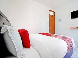 OYO 90840 Teratai Residence