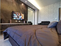 Attic Home Melaka Imperio Residence