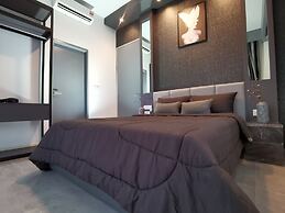 Attic Home Melaka Imperio Residence