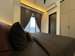 Attic Home Melaka Imperio Residence