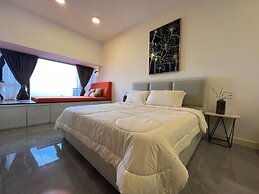 Attic Home Melaka Imperio Residence