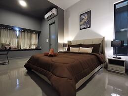 Attic Home Melaka Imperio Residence