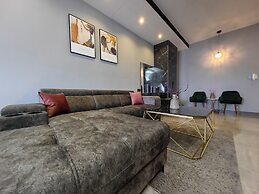 Attic Home Melaka Imperio Residence