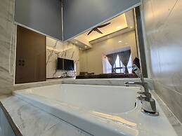 Attic Home Melaka Imperio Residence
