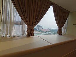 Attic Home Melaka Imperio Residence