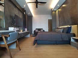 Attic Home Melaka Imperio Residence