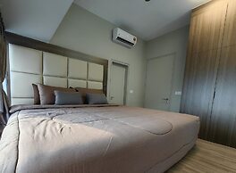 Attic Home Melaka Imperio Residence