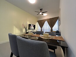 Attic Home Melaka Imperio Residence