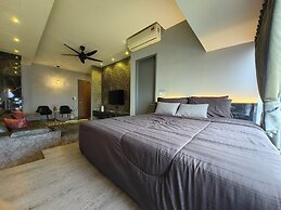 Attic Home Melaka Imperio Residence