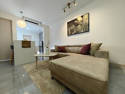 Attic Home Melaka Imperio Residence
