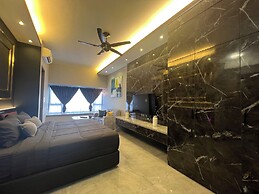 Attic Home Melaka Imperio Residence
